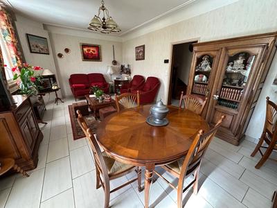 Maison - 107 m² - 5 pièces