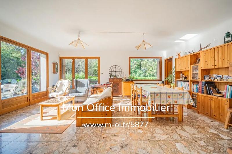 Maison - 172 m² - 7 pièces