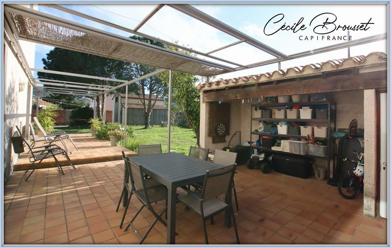 Propriété - 259 m² - 10 pièces