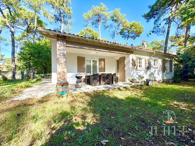 Maison - 93 m² - 4 pièces