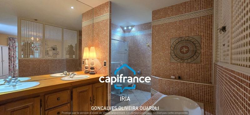 Villa - 182 m² - 5 pièces