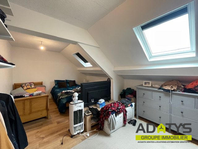 Maison - 140 m² - 5 pièces