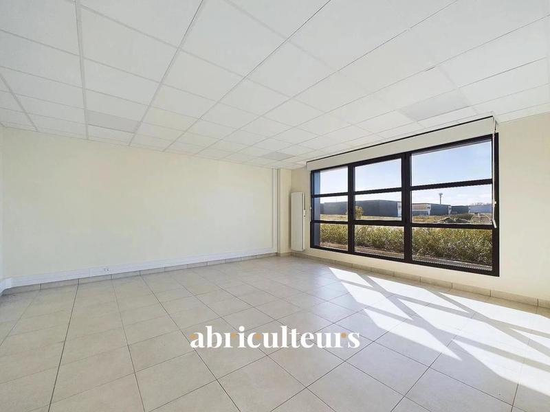 Bureau - 720 m²