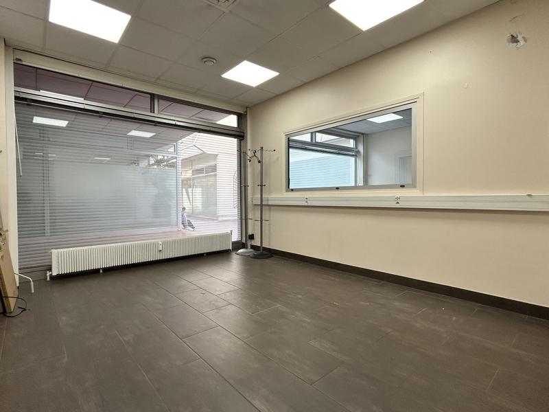 Bureau - 73 m² - 3 pièces