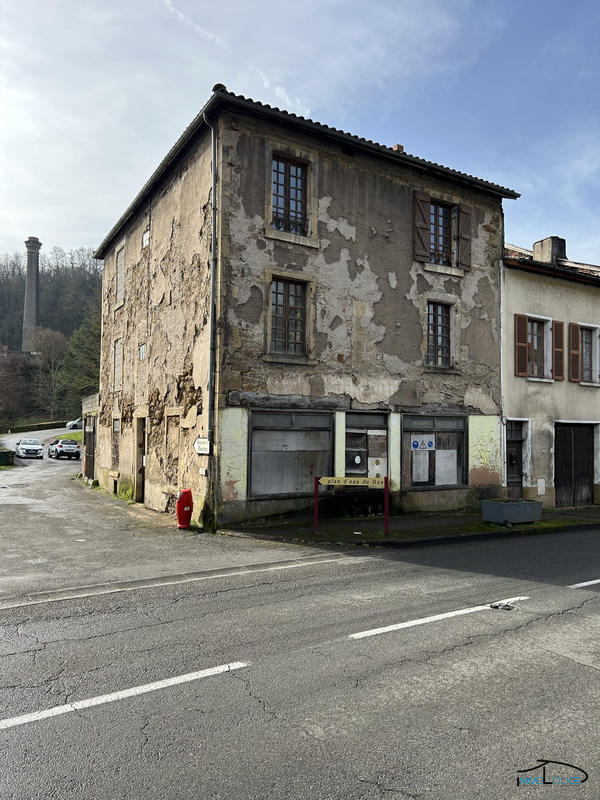 Maison ancienne - 210 m² - 7 pièces