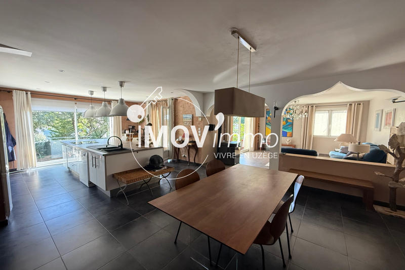 Maison - 143 m² - 7 pièces