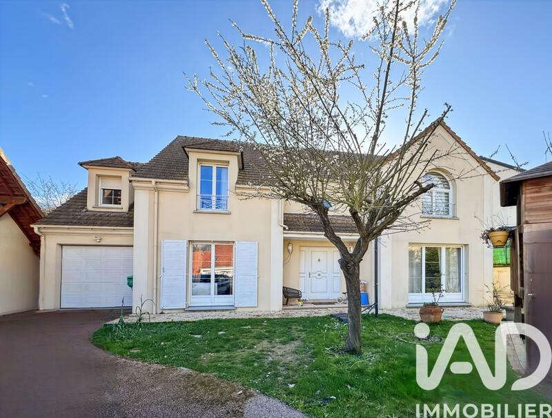 Maison - 185 m² - 7 pièces