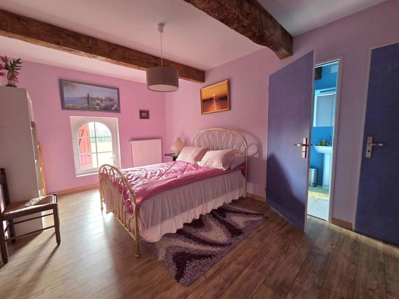 Maison - 454 m² - 15 pièces