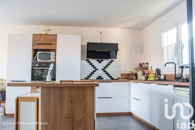 Maison - 92 m² - 5 pièces