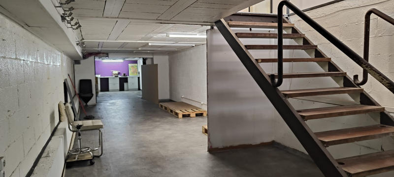 Local commercial - 200 m²