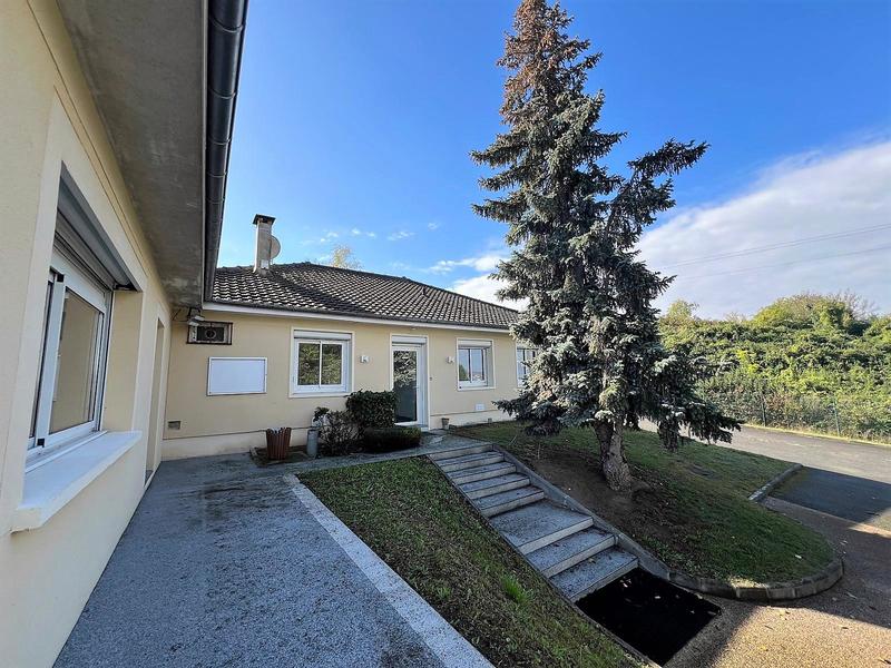 Bureau - 198 m² - 8 pièces