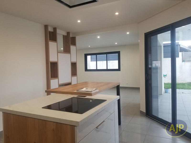 Maison - 133 m² - 5 pièces