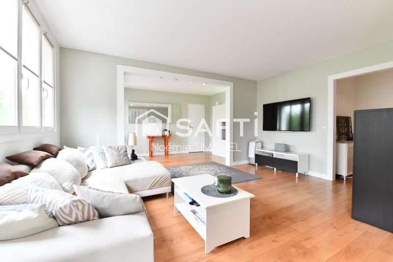 Appartement - 101 m² - 6 pièces