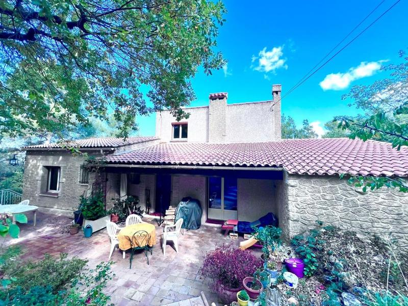 Maison - 116 m² - 6 pièces