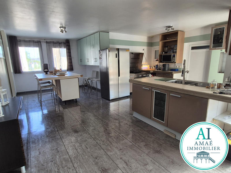 Appartement - 185 m² - 5 pièces