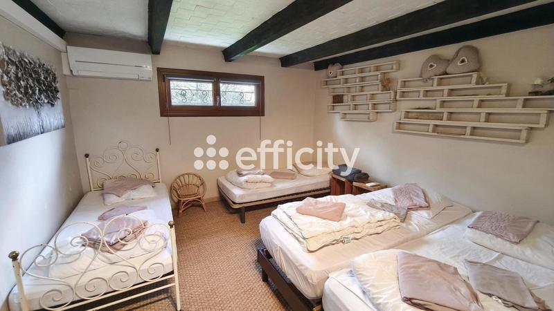 Villa - 183 m² - 7 pièces