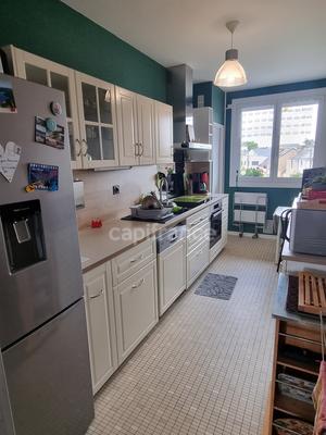 Appartement - 104 m² - 5 pièces