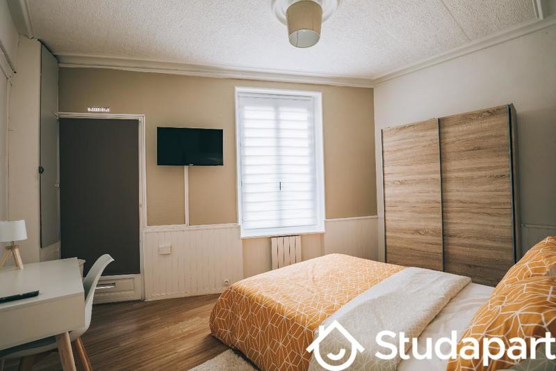 Chambre - 14 m² - 1 pièce