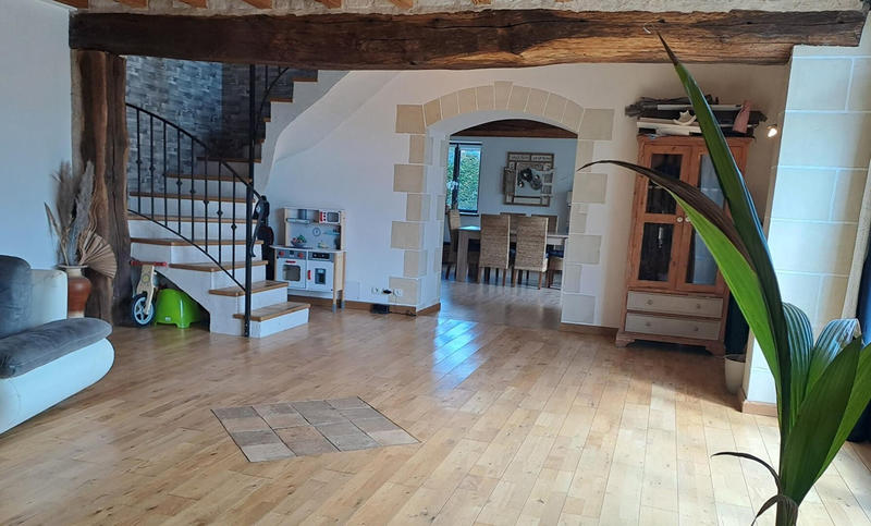 Maison - 200 m² - 7 pièces