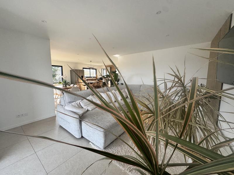 Villa - 130 m² - 6 pièces