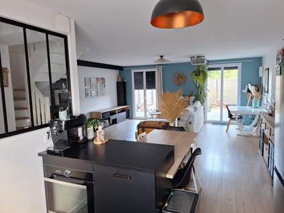 Maison - 108 m² - 5 pièces
