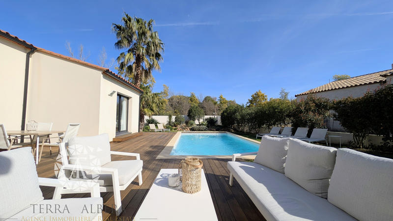 Villa - 209 m² - 7 pièces