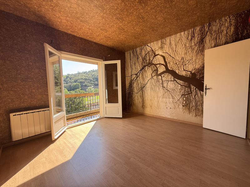 Maison - 186 m² - 6 pièces