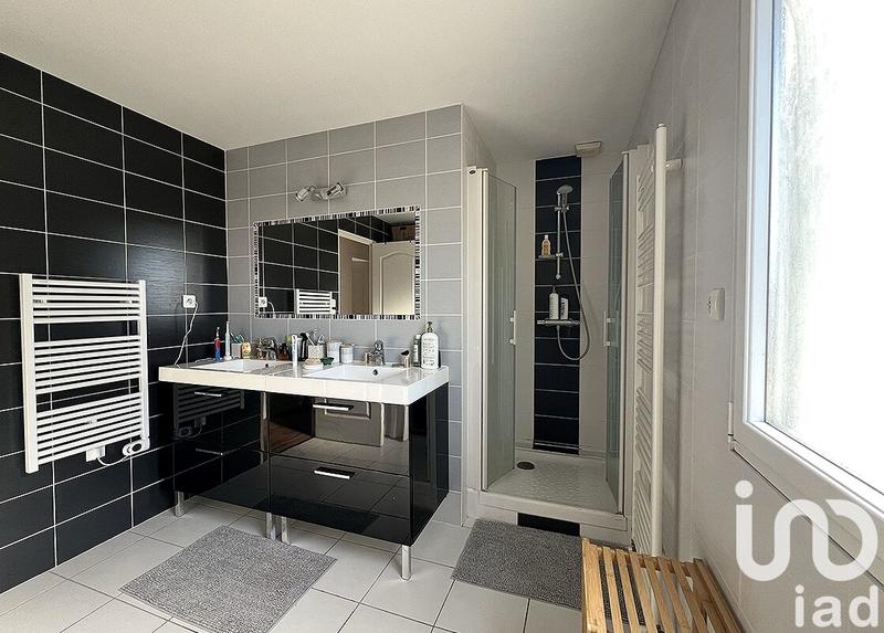 Maison - 127 m² - 5 pièces