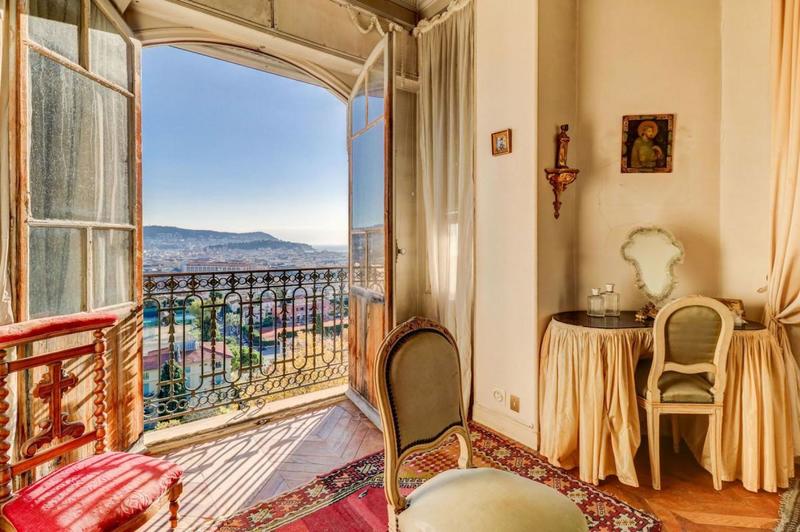 Hôtel particulier - 324 m² - 12 pièces