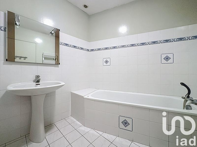 Maison - 235 m² - 6 pièces