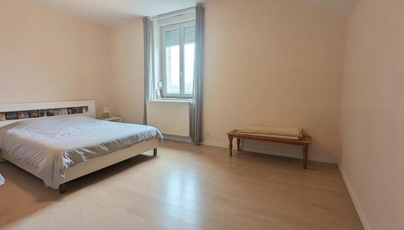 Maison traditionnelle - 85 m² - 3 pièces