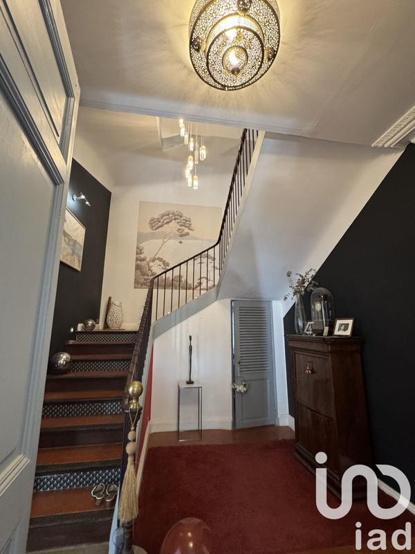 Maison - 400 m² - 10 pièces