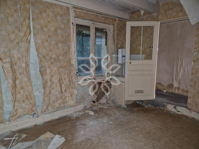 Maison - 80 m² - 5 pièces