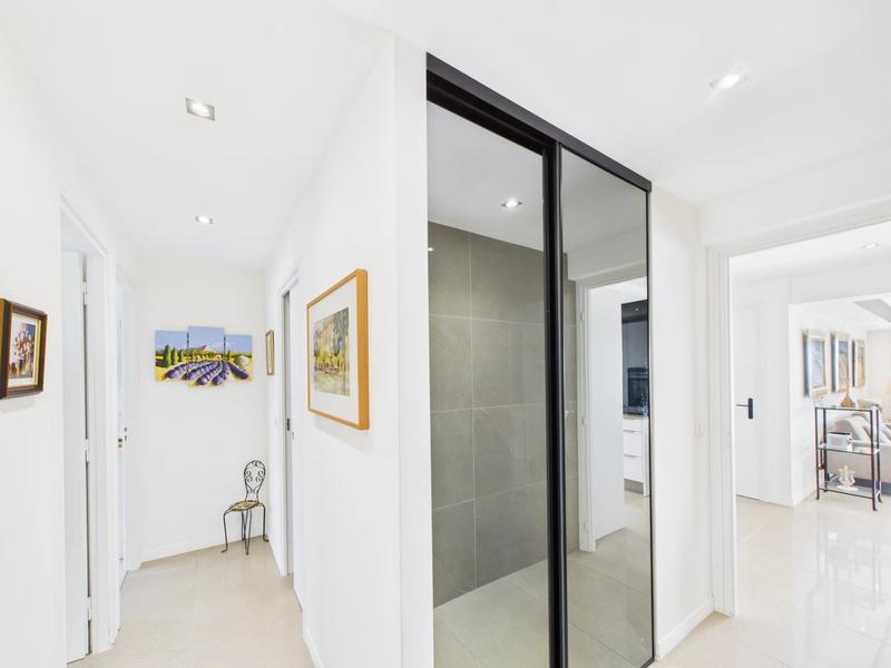 Appartement - 83 m² - 4 pièces