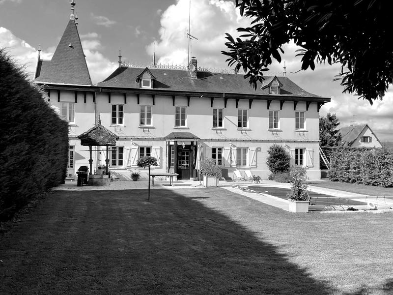 Maison ancienne - 179 m² - 6 pièces