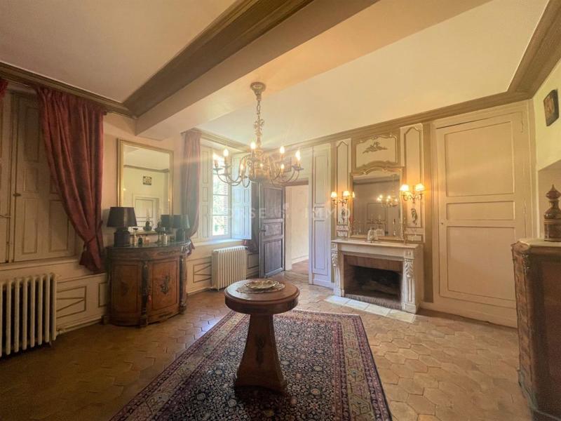 Haras - 300 m² - 8 pièces