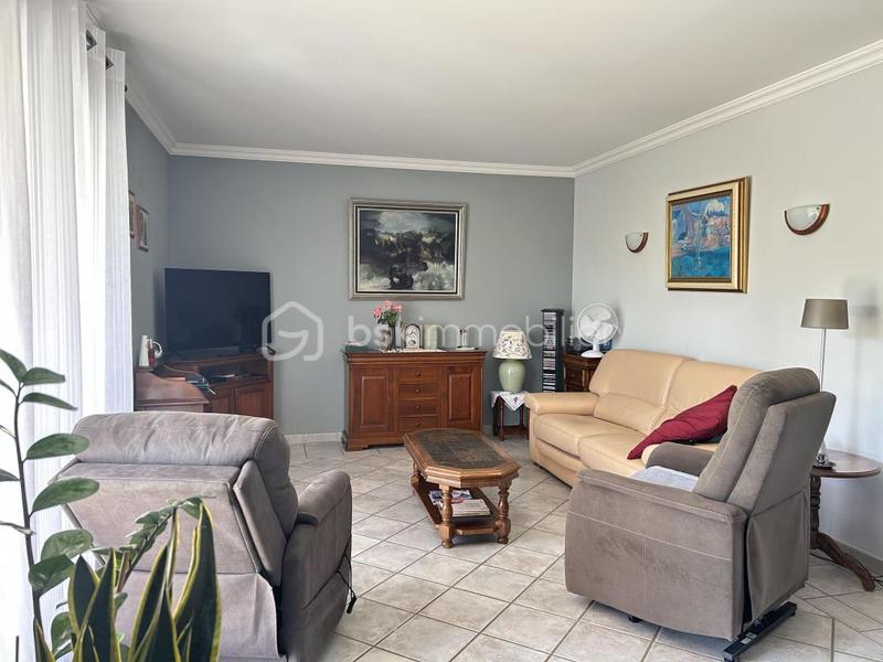 Maison traditionnelle - 130 m² - 4 pièces