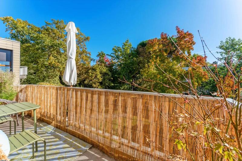 Appartement - 100 m² - 4 pièces