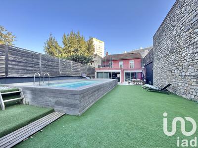 Maison - 146 m² - 6 pièces