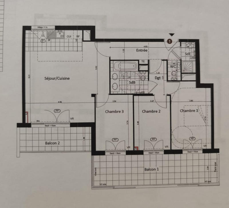 Appartement - 80 m² - 4 pièces