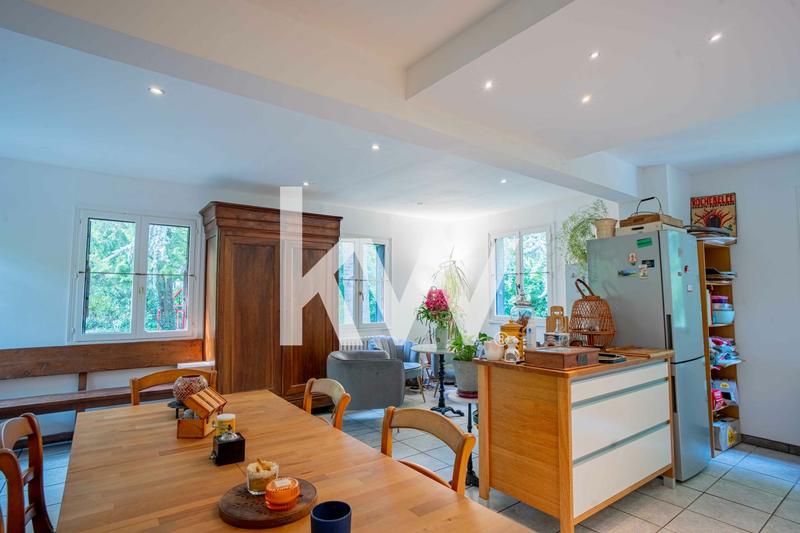 Maison ancienne - 176 m² - 8 pièces