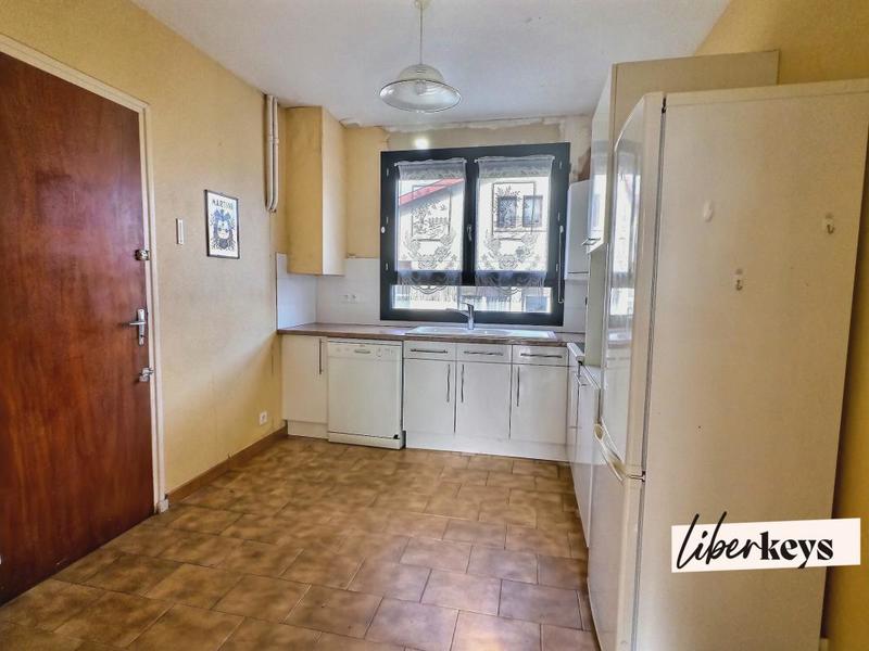 Maison - 93 m² - 5 pièces