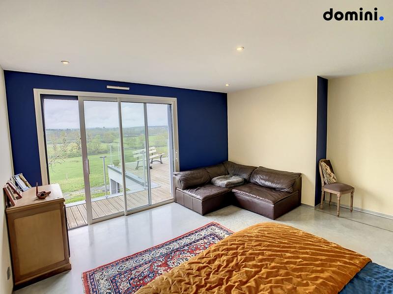 Maison ancienne - 200 m² - 6 pièces