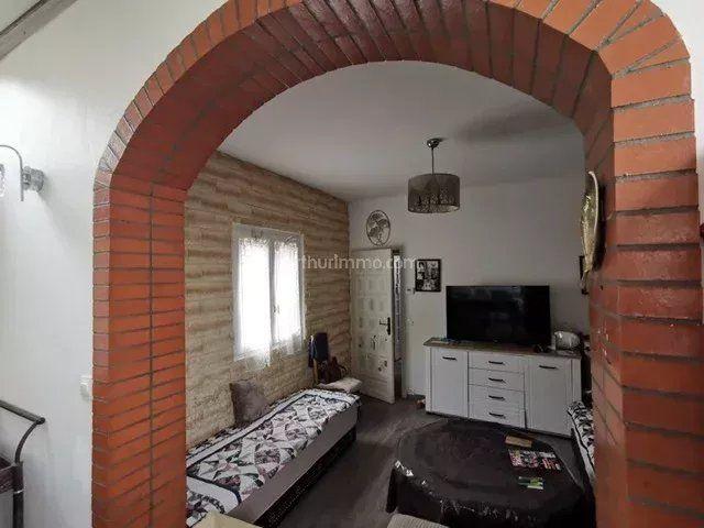 Maison - 83 m² - 5 pièces