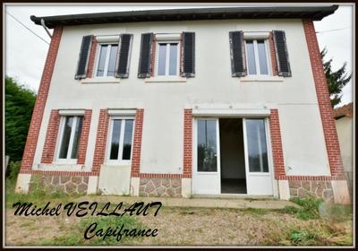 Maison - 98 m² - 4 pièces