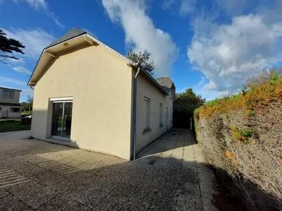 Maison - 84 m² - 6 pièces