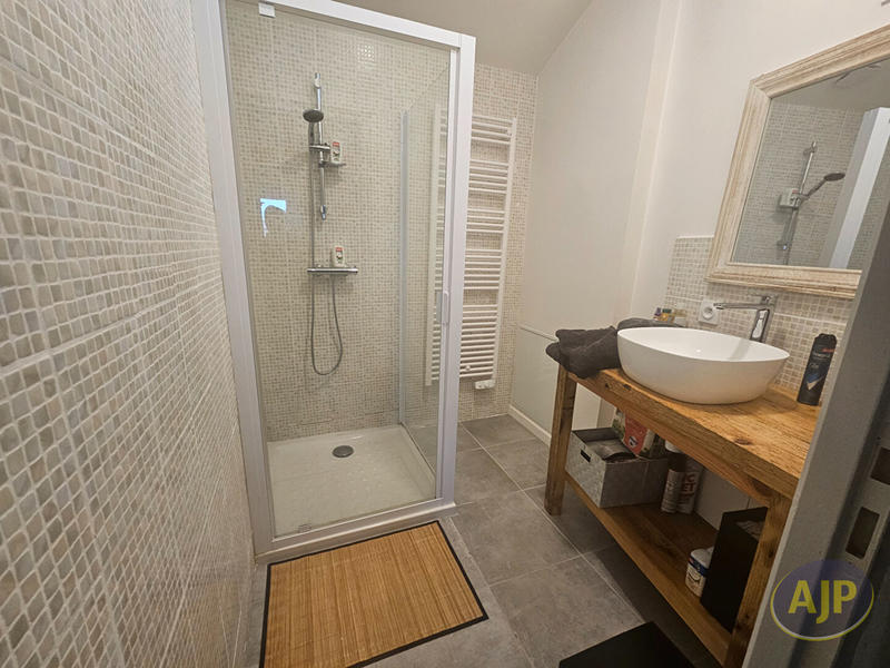 Maison - 77 m² - 4 pièces