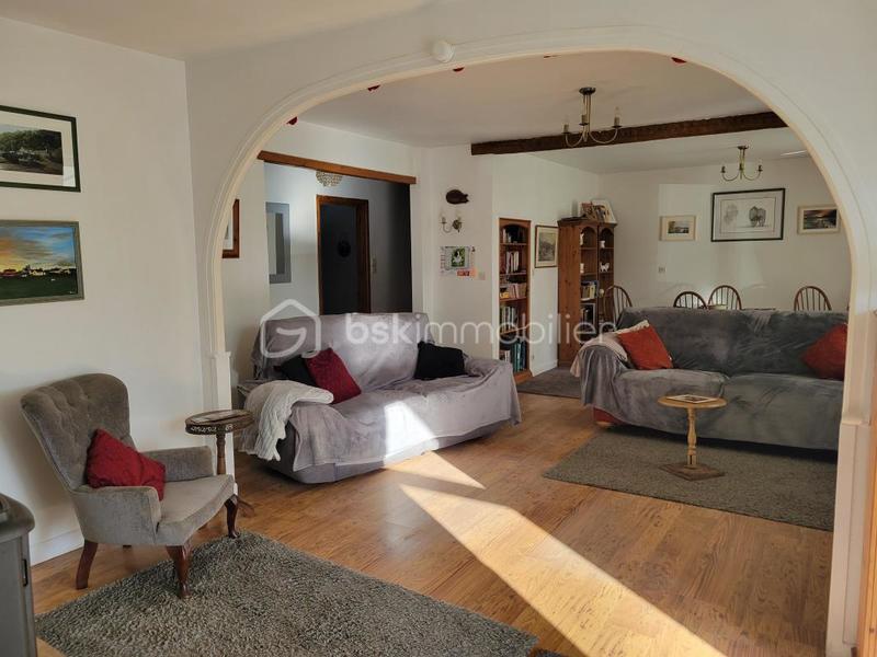 Maison traditionnelle - 127 m² - 5 pièces