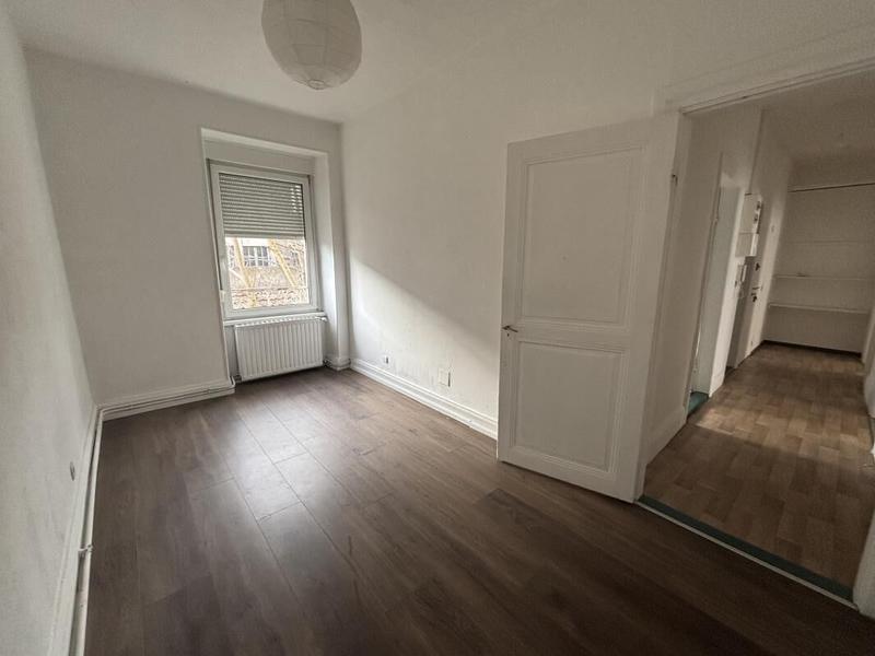 Appartement - 60 m² - 4 pièces