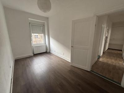 Appartement - 60 m² - 4 pièces